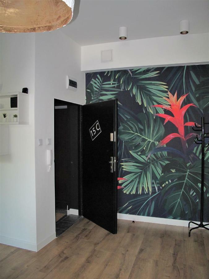 Apartament By The Way Apartment Wroclaw Exterior photo