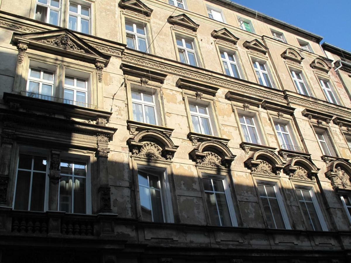 Apartament By The Way Apartment Wroclaw Exterior photo